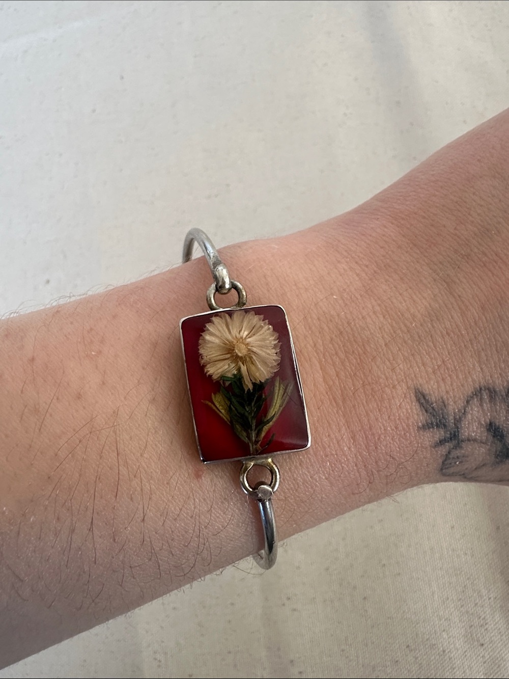 Vintage Sterling Silver Red Resin Dried Daisy Bracelet